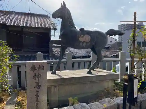 彌榮神社の狛犬