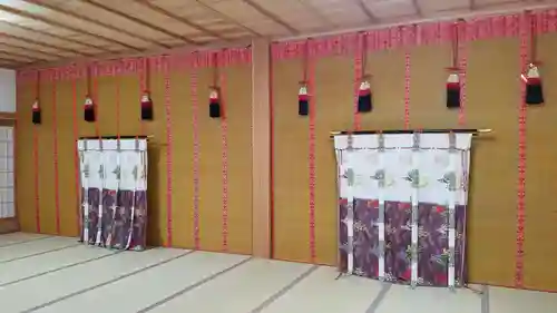 元稲田神社の建物その他