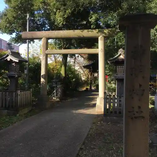 神明神社の鳥居