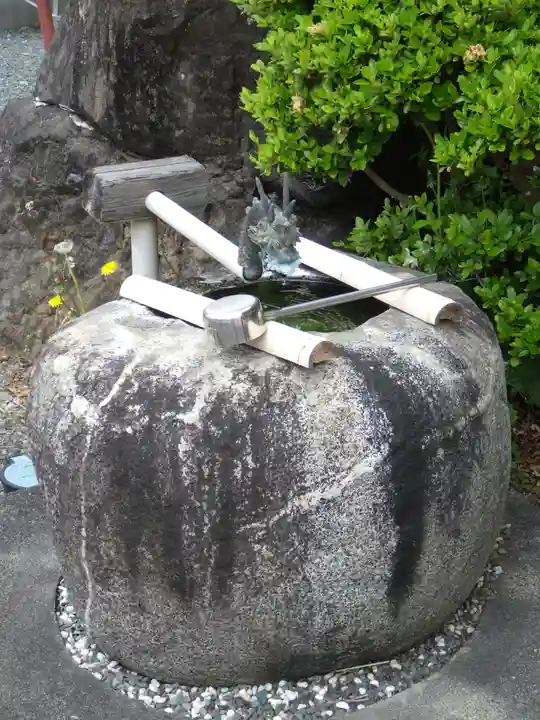 甚光寺の手水舎