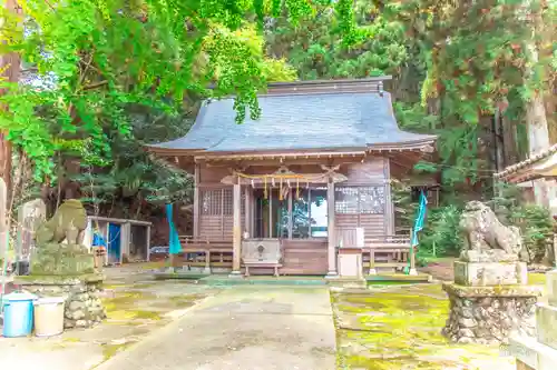 藏皇神社の本殿