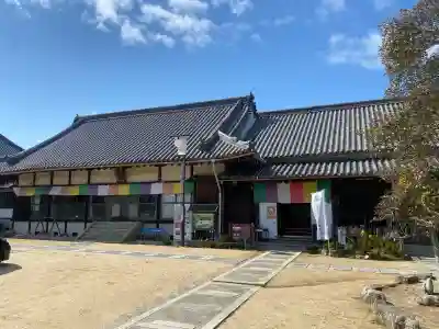 長林寺の{uncategorized: "未分類", other: "その他", undefined: "問題あり", building: "その他建物", grave: "お墓", sacred_gate: "鳥居", guardian: "狛犬", statue: "像", buddha: "仏像", history: "歴史", nature: "自然", garden: "庭園", animal: "動物", pagoda: "塔", temizu: "手水舎", mountain_gate: "山門・神門", sanctuary: "本殿・本堂", subordinate: "末社・摂社", art: "芸術", scenery: "景色", jizo: "地蔵", ema: "絵馬", goshuin: "御朱印", omikuji: "おみくじ", items: "授与品その他", amulet: "お守り", goshuincho: "御朱印帳", eats: "食事", festival: "お祭り", votive_dance: "神楽", shichigosan: "七五三参", wedding: "結婚式", experience: "体験その他", initially: "初詣", around: "周辺", anti_infection: "感染症対策"}
