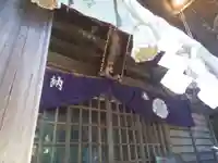 新倉富士浅間神社の本殿・本堂