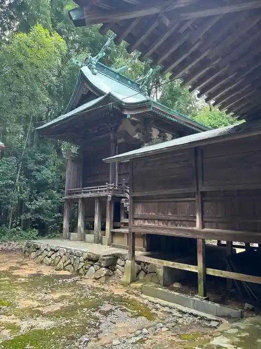 熊野神社の本殿・本堂