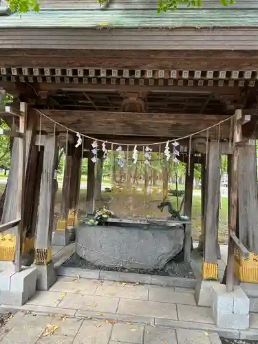 彌彦神社　(伊夜日子神社)の手水