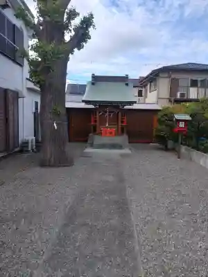 小松原稲荷神社の{uncategorized: "未分類", other: "その他", undefined: "問題あり", building: "その他建物", grave: "お墓", sacred_gate: "鳥居", guardian: "狛犬", statue: "像", buddha: "仏像", history: "歴史", nature: "自然", garden: "庭園", animal: "動物", pagoda: "塔", temizu: "手水舎", mountain_gate: "山門・神門", sanctuary: "本殿・本堂", subordinate: "末社・摂社", art: "芸術", scenery: "景色", jizo: "地蔵", ema: "絵馬", goshuin: "御朱印", omikuji: "おみくじ", items: "授与品その他", amulet: "お守り", goshuincho: "御朱印帳", eats: "食事", festival: "お祭り", votive_dance: "神楽", shichigosan: "七五三参", wedding: "結婚式", experience: "体験その他", initially: "初詣", around: "周辺", anti_infection: "感染症対策"}