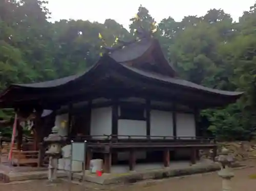 御上神社の本殿