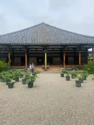 元興寺の本殿・本堂