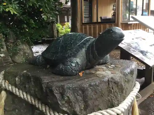 酒列磯前神社の像