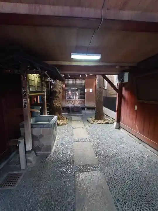 箭弓稲荷神社(東京都)