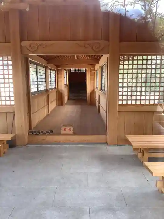 若宮八幡社・若宮神社の本殿・本堂