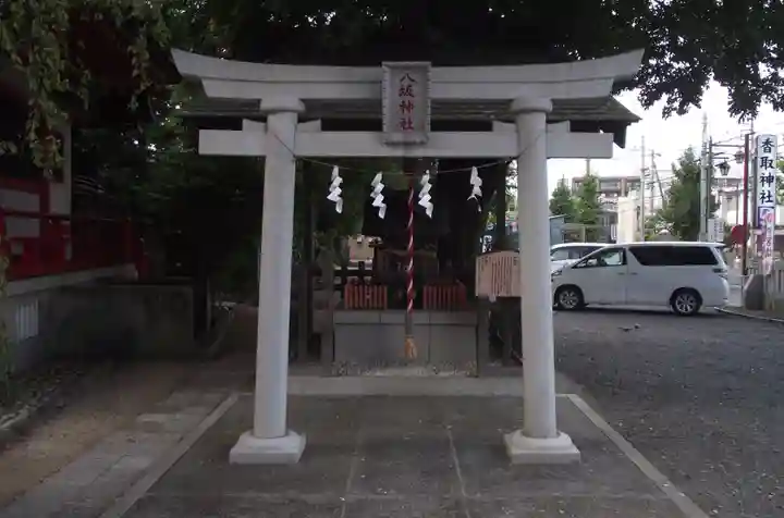 越谷香取神社の鳥居