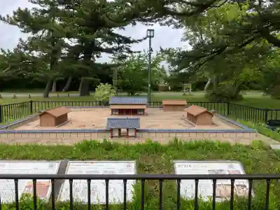 秋田県護國神社の{uncategorized: "未分類", other: "その他", undefined: "問題あり", building: "その他建物", grave: "お墓", sacred_gate: "鳥居", guardian: "狛犬", statue: "像", buddha: "仏像", history: "歴史", nature: "自然", garden: "庭園", animal: "動物", pagoda: "塔", temizu: "手水舎", mountain_gate: "山門・神門", sanctuary: "本殿・本堂", subordinate: "末社・摂社", art: "芸術", scenery: "景色", jizo: "地蔵", ema: "絵馬", goshuin: "御朱印", omikuji: "おみくじ", items: "授与品その他", amulet: "お守り", goshuincho: "御朱印帳", eats: "食事", festival: "お祭り", votive_dance: "神楽", shichigosan: "七五三参", wedding: "結婚式", experience: "体験その他", initially: "初詣", around: "周辺", anti_infection: "感染症対策"}