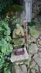 品川寺の像