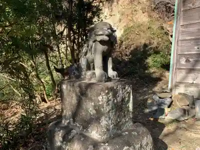 山の神神社の狛犬