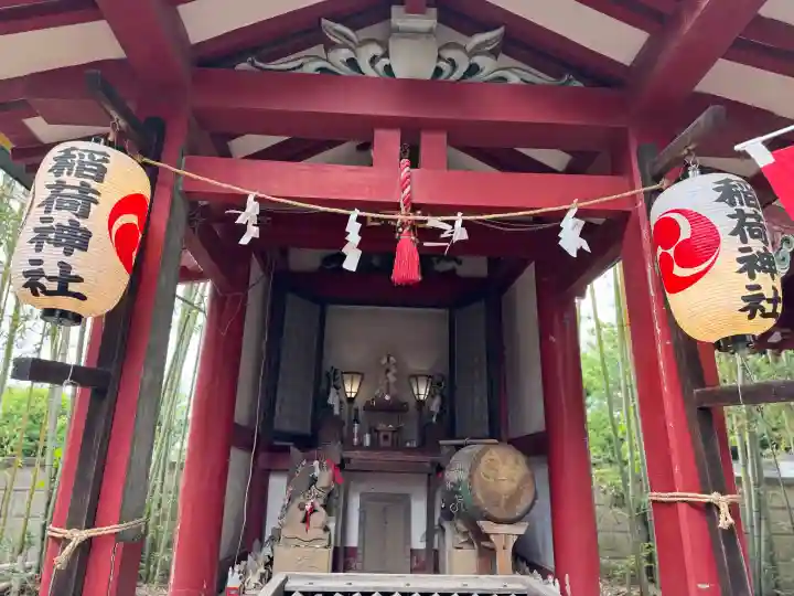 鷺宮八幡神社の{uncategorized: "未分類", other: "その他", undefined: "問題あり", building: "その他建物", grave: "お墓", sacred_gate: "鳥居", guardian: "狛犬", statue: "像", buddha: "仏像", history: "歴史", nature: "自然", garden: "庭園", animal: "動物", pagoda: "塔", temizu: "手水舎", mountain_gate: "山門・神門", sanctuary: "本殿・本堂", subordinate: "末社・摂社", art: "芸術", scenery: "景色", jizo: "地蔵", ema: "絵馬", goshuin: "御朱印", omikuji: "おみくじ", items: "授与品その他", amulet: "お守り", goshuincho: "御朱印帳", eats: "食事", festival: "お祭り", votive_dance: "神楽", shichigosan: "七五三参", wedding: "結婚式", experience: "体験その他", initially: "初詣", around: "周辺", anti_infection: "感染症対策"}