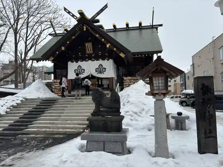 札幌諏訪神社の本殿・本堂