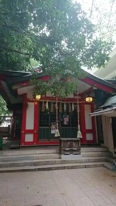 子安神社の本殿・本堂