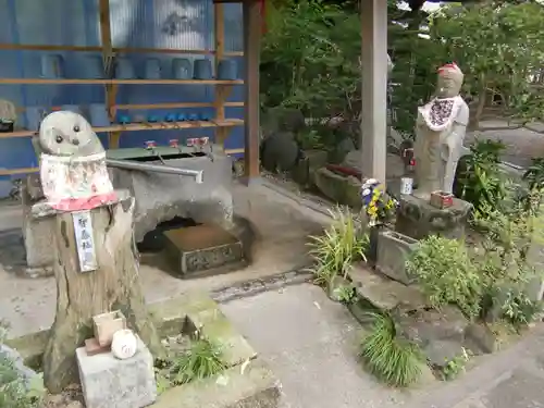 萬松山 龍台院の手水舎