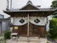 神明神社の{uncategorized: "未分類", other: "その他", undefined: "問題あり", building: "その他建物", grave: "お墓", sacred_gate: "鳥居", guardian: "狛犬", statue: "像", buddha: "仏像", history: "歴史", nature: "自然", garden: "庭園", animal: "動物", pagoda: "塔", temizu: "手水舎", mountain_gate: "山門・神門", sanctuary: "本殿・本堂", subordinate: "末社・摂社", art: "芸術", scenery: "景色", jizo: "地蔵", ema: "絵馬", goshuin: "御朱印", omikuji: "おみくじ", items: "授与品その他", amulet: "お守り", goshuincho: "御朱印帳", eats: "食事", festival: "お祭り", votive_dance: "神楽", shichigosan: "七五三参", wedding: "結婚式", experience: "体験その他", initially: "初詣", around: "周辺", anti_infection: "感染症対策"}