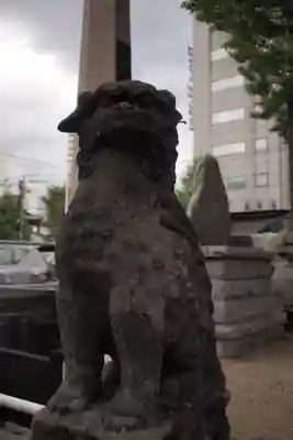 成田山札幌別院新栄寺の狛犬