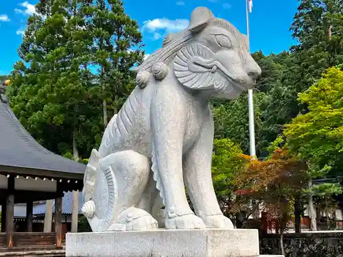 飛驒一宮水無神社の狛犬