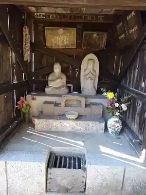 花蔵院の末社・摂社