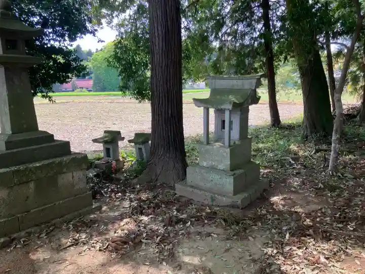 甲神社の{uncategorized: "未分類", other: "その他", undefined: "問題あり", building: "その他建物", grave: "お墓", sacred_gate: "鳥居", guardian: "狛犬", statue: "像", buddha: "仏像", history: "歴史", nature: "自然", garden: "庭園", animal: "動物", pagoda: "塔", temizu: "手水舎", mountain_gate: "山門・神門", sanctuary: "本殿・本堂", subordinate: "末社・摂社", art: "芸術", scenery: "景色", jizo: "地蔵", ema: "絵馬", goshuin: "御朱印", omikuji: "おみくじ", items: "授与品その他", amulet: "お守り", goshuincho: "御朱印帳", eats: "食事", festival: "お祭り", votive_dance: "神楽", shichigosan: "七五三参", wedding: "結婚式", experience: "体験その他", initially: "初詣", around: "周辺", anti_infection: "感染症対策"}