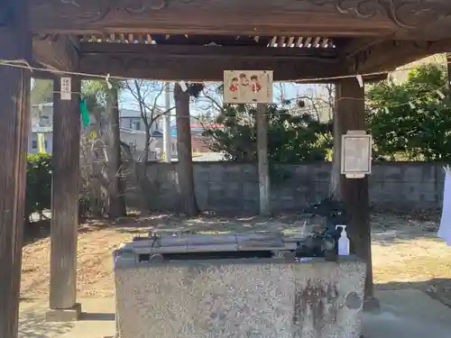 鼬幣稲荷神社の手水舎