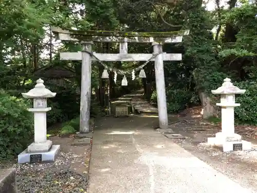 須須神社の鳥居