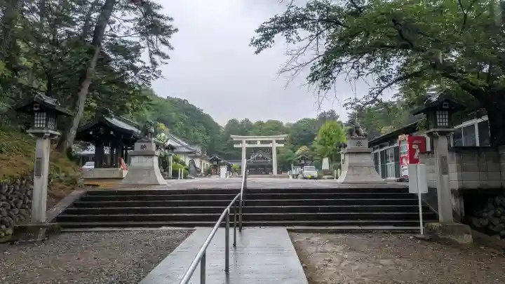 群馬県護国神社の{uncategorized: "未分類", other: "その他", undefined: "問題あり", building: "その他建物", grave: "お墓", sacred_gate: "鳥居", guardian: "狛犬", statue: "像", buddha: "仏像", history: "歴史", nature: "自然", garden: "庭園", animal: "動物", pagoda: "塔", temizu: "手水舎", mountain_gate: "山門・神門", sanctuary: "本殿・本堂", subordinate: "末社・摂社", art: "芸術", scenery: "景色", jizo: "地蔵", ema: "絵馬", goshuin: "御朱印", omikuji: "おみくじ", items: "授与品その他", amulet: "お守り", goshuincho: "御朱印帳", eats: "食事", festival: "お祭り", votive_dance: "神楽", shichigosan: "七五三参", wedding: "結婚式", experience: "体験その他", initially: "初詣", around: "周辺", anti_infection: "感染症対策"}