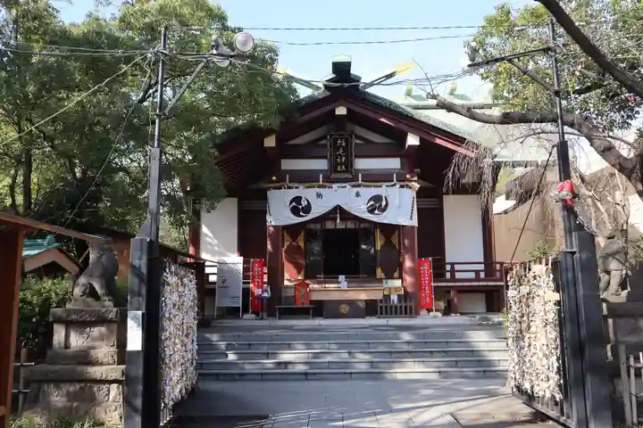 稲毛神社の本殿・本堂