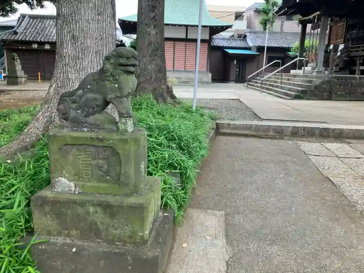 烏山神社の{uncategorized: "未分類", other: "その他", undefined: "問題あり", building: "その他建物", grave: "お墓", sacred_gate: "鳥居", guardian: "狛犬", statue: "像", buddha: "仏像", history: "歴史", nature: "自然", garden: "庭園", animal: "動物", pagoda: "塔", temizu: "手水舎", mountain_gate: "山門・神門", sanctuary: "本殿・本堂", subordinate: "末社・摂社", art: "芸術", scenery: "景色", jizo: "地蔵", ema: "絵馬", goshuin: "御朱印", omikuji: "おみくじ", items: "授与品その他", amulet: "お守り", goshuincho: "御朱印帳", eats: "食事", festival: "お祭り", votive_dance: "神楽", shichigosan: "七五三参", wedding: "結婚式", experience: "体験その他", initially: "初詣", around: "周辺", anti_infection: "感染症対策"}