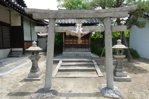 井於神社の末社