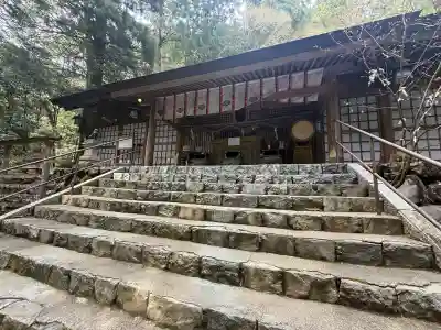  川上山若宮八幡宮の{uncategorized: "未分類", other: "その他", undefined: "問題あり", building: "その他建物", grave: "お墓", sacred_gate: "鳥居", guardian: "狛犬", statue: "像", buddha: "仏像", history: "歴史", nature: "自然", garden: "庭園", animal: "動物", pagoda: "塔", temizu: "手水舎", mountain_gate: "山門・神門", sanctuary: "本殿・本堂", subordinate: "末社・摂社", art: "芸術", scenery: "景色", jizo: "地蔵", ema: "絵馬", goshuin: "御朱印", omikuji: "おみくじ", items: "授与品その他", amulet: "お守り", goshuincho: "御朱印帳", eats: "食事", festival: "お祭り", votive_dance: "神楽", shichigosan: "七五三参", wedding: "結婚式", experience: "体験その他", initially: "初詣", around: "周辺", anti_infection: "感染症対策"}