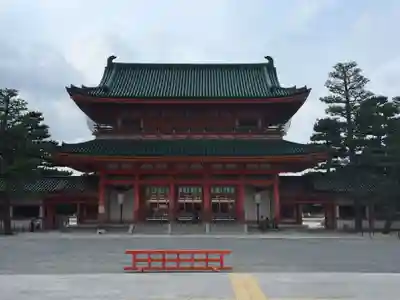 平安神宮の山門・神門