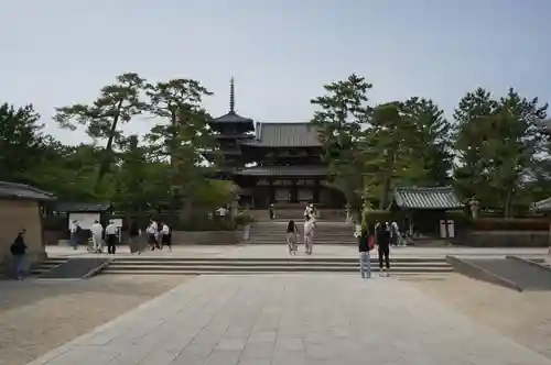 法隆寺の本殿