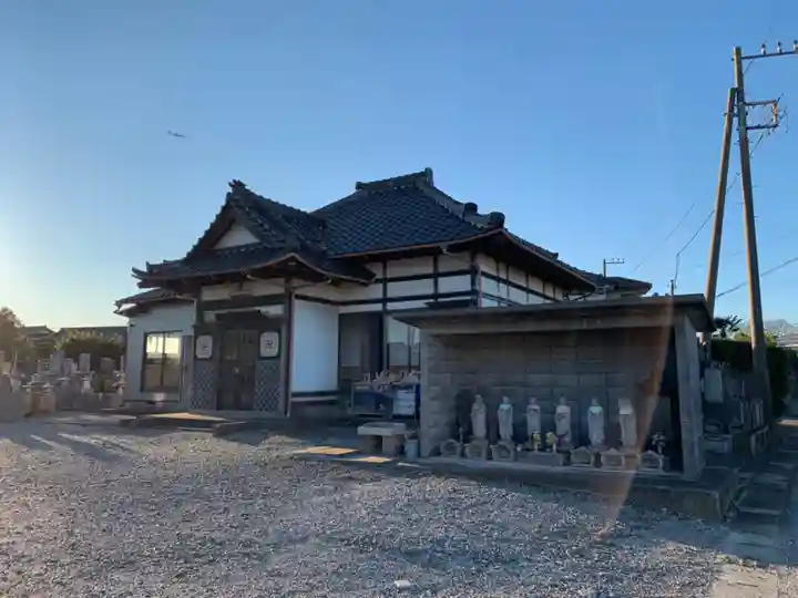 見立地蔵堂の本殿・本堂