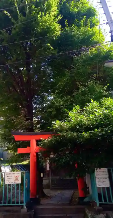 出世稲荷神社(春日稲荷神社)(東京都)