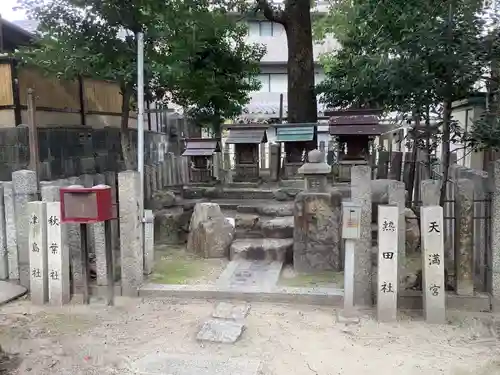 八幡社（大秋八幡社）の末社・摂社