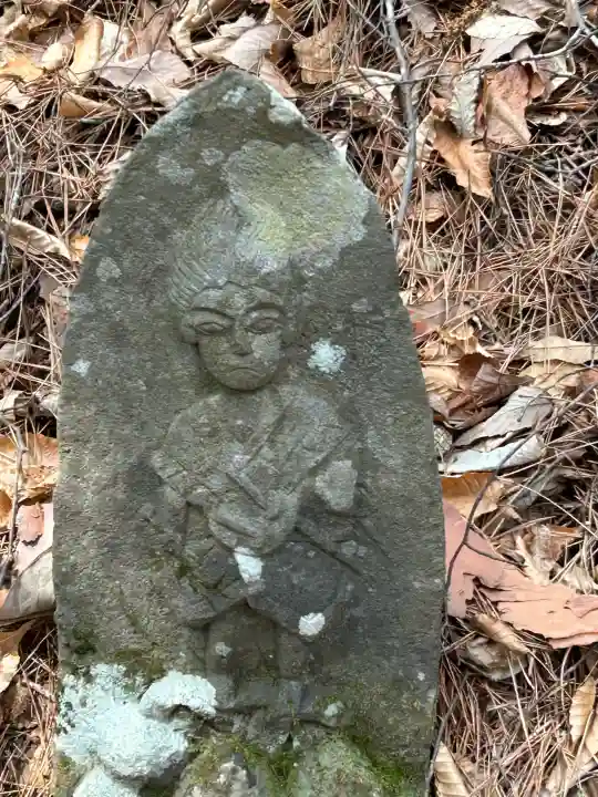 修那羅山安宮神社の{uncategorized: "未分類", other: "その他", undefined: "問題あり", building: "その他建物", grave: "お墓", sacred_gate: "鳥居", guardian: "狛犬", statue: "像", buddha: "仏像", history: "歴史", nature: "自然", garden: "庭園", animal: "動物", pagoda: "塔", temizu: "手水舎", mountain_gate: "山門・神門", sanctuary: "本殿・本堂", subordinate: "末社・摂社", art: "芸術", scenery: "景色", jizo: "地蔵", ema: "絵馬", goshuin: "御朱印", omikuji: "おみくじ", items: "授与品その他", amulet: "お守り", goshuincho: "御朱印帳", eats: "食事", festival: "お祭り", votive_dance: "神楽", shichigosan: "七五三参", wedding: "結婚式", experience: "体験その他", initially: "初詣", around: "周辺", anti_infection: "感染症対策"}