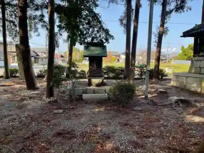 中嶋神社の{uncategorized: "未分類", other: "その他", undefined: "問題あり", building: "その他建物", grave: "お墓", sacred_gate: "鳥居", guardian: "狛犬", statue: "像", buddha: "仏像", history: "歴史", nature: "自然", garden: "庭園", animal: "動物", pagoda: "塔", temizu: "手水舎", mountain_gate: "山門・神門", sanctuary: "本殿・本堂", subordinate: "末社・摂社", art: "芸術", scenery: "景色", jizo: "地蔵", ema: "絵馬", goshuin: "御朱印", omikuji: "おみくじ", items: "授与品その他", amulet: "お守り", goshuincho: "御朱印帳", eats: "食事", festival: "お祭り", votive_dance: "神楽", shichigosan: "七五三参", wedding: "結婚式", experience: "体験その他", initially: "初詣", around: "周辺", anti_infection: "感染症対策"}
