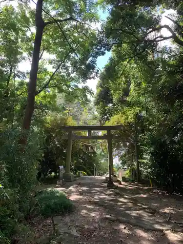 三社神社の鳥居