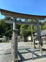 鳥海山大物忌神社吹浦口ノ宮の{uncategorized: "未分類", other: "その他", undefined: "問題あり", building: "その他建物", grave: "お墓", sacred_gate: "鳥居", guardian: "狛犬", statue: "像", buddha: "仏像", history: "歴史", nature: "自然", garden: "庭園", animal: "動物", pagoda: "塔", temizu: "手水舎", mountain_gate: "山門・神門", sanctuary: "本殿・本堂", subordinate: "末社・摂社", art: "芸術", scenery: "景色", jizo: "地蔵", ema: "絵馬", goshuin: "御朱印", omikuji: "おみくじ", items: "授与品その他", amulet: "お守り", goshuincho: "御朱印帳", eats: "食事", festival: "お祭り", votive_dance: "神楽", shichigosan: "七五三参", wedding: "結婚式", experience: "体験その他", initially: "初詣", around: "周辺", anti_infection: "感染症対策"}
