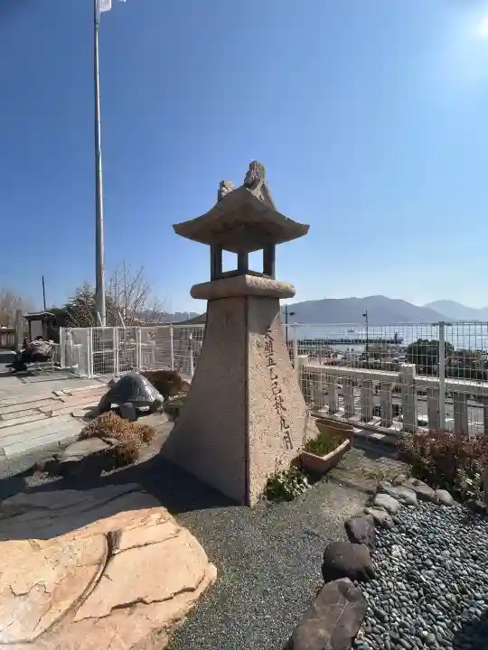 亀山八幡宮の{uncategorized: "未分類", other: "その他", undefined: "問題あり", building: "その他建物", grave: "お墓", sacred_gate: "鳥居", guardian: "狛犬", statue: "像", buddha: "仏像", history: "歴史", nature: "自然", garden: "庭園", animal: "動物", pagoda: "塔", temizu: "手水舎", mountain_gate: "山門・神門", sanctuary: "本殿・本堂", subordinate: "末社・摂社", art: "芸術", scenery: "景色", jizo: "地蔵", ema: "絵馬", goshuin: "御朱印", omikuji: "おみくじ", items: "授与品その他", amulet: "お守り", goshuincho: "御朱印帳", eats: "食事", festival: "お祭り", votive_dance: "神楽", shichigosan: "七五三参", wedding: "結婚式", experience: "体験その他", initially: "初詣", around: "周辺", anti_infection: "感染症対策"}