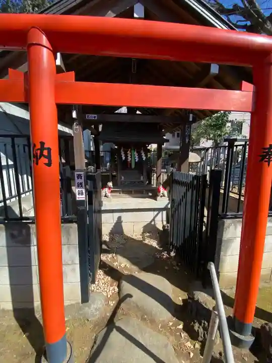 鳩森八幡神社の{uncategorized: "未分類", other: "その他", undefined: "問題あり", building: "その他建物", grave: "お墓", sacred_gate: "鳥居", guardian: "狛犬", statue: "像", buddha: "仏像", history: "歴史", nature: "自然", garden: "庭園", animal: "動物", pagoda: "塔", temizu: "手水舎", mountain_gate: "山門・神門", sanctuary: "本殿・本堂", subordinate: "末社・摂社", art: "芸術", scenery: "景色", jizo: "地蔵", ema: "絵馬", goshuin: "御朱印", omikuji: "おみくじ", items: "授与品その他", amulet: "お守り", goshuincho: "御朱印帳", eats: "食事", festival: "お祭り", votive_dance: "神楽", shichigosan: "七五三参", wedding: "結婚式", experience: "体験その他", initially: "初詣", around: "周辺", anti_infection: "感染症対策"}