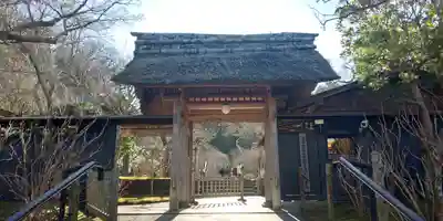 東慶寺の山門・神門