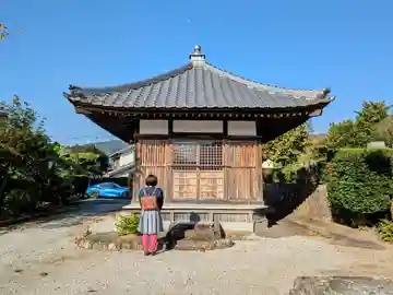 玉洞寺の本殿・本堂