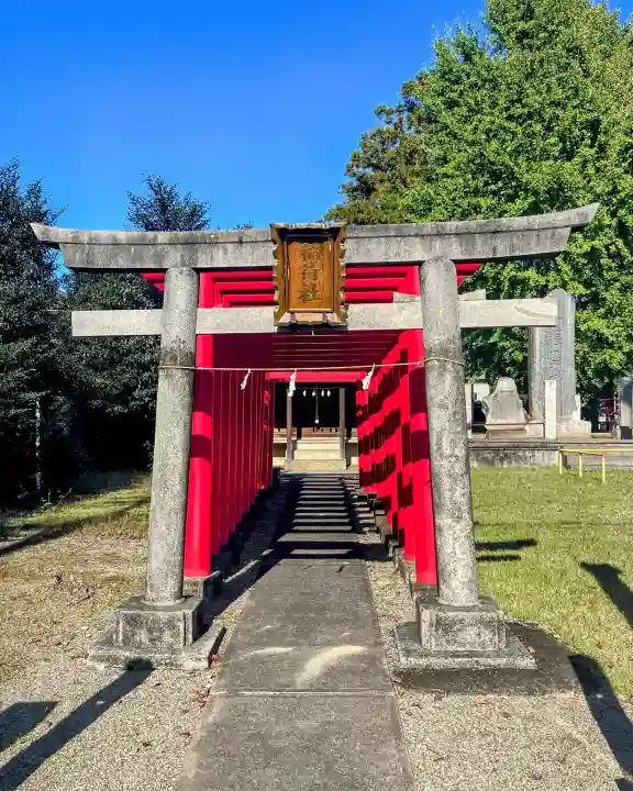 古尾谷八幡神社の{uncategorized: "未分類", other: "その他", undefined: "問題あり", building: "その他建物", grave: "お墓", sacred_gate: "鳥居", guardian: "狛犬", statue: "像", buddha: "仏像", history: "歴史", nature: "自然", garden: "庭園", animal: "動物", pagoda: "塔", temizu: "手水舎", mountain_gate: "山門・神門", sanctuary: "本殿・本堂", subordinate: "末社・摂社", art: "芸術", scenery: "景色", jizo: "地蔵", ema: "絵馬", goshuin: "御朱印", omikuji: "おみくじ", items: "授与品その他", amulet: "お守り", goshuincho: "御朱印帳", eats: "食事", festival: "お祭り", votive_dance: "神楽", shichigosan: "七五三参", wedding: "結婚式", experience: "体験その他", initially: "初詣", around: "周辺", anti_infection: "感染症対策"}