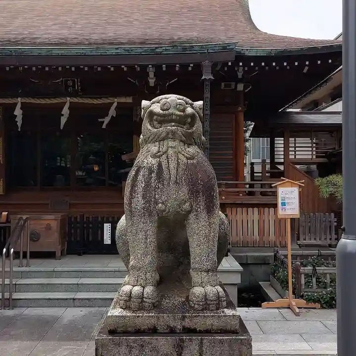 鎧神社の狛犬